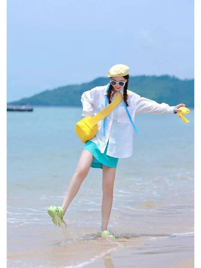 开云Kaiyun清流气势派头：让你在夏日脱颖而出(图15)